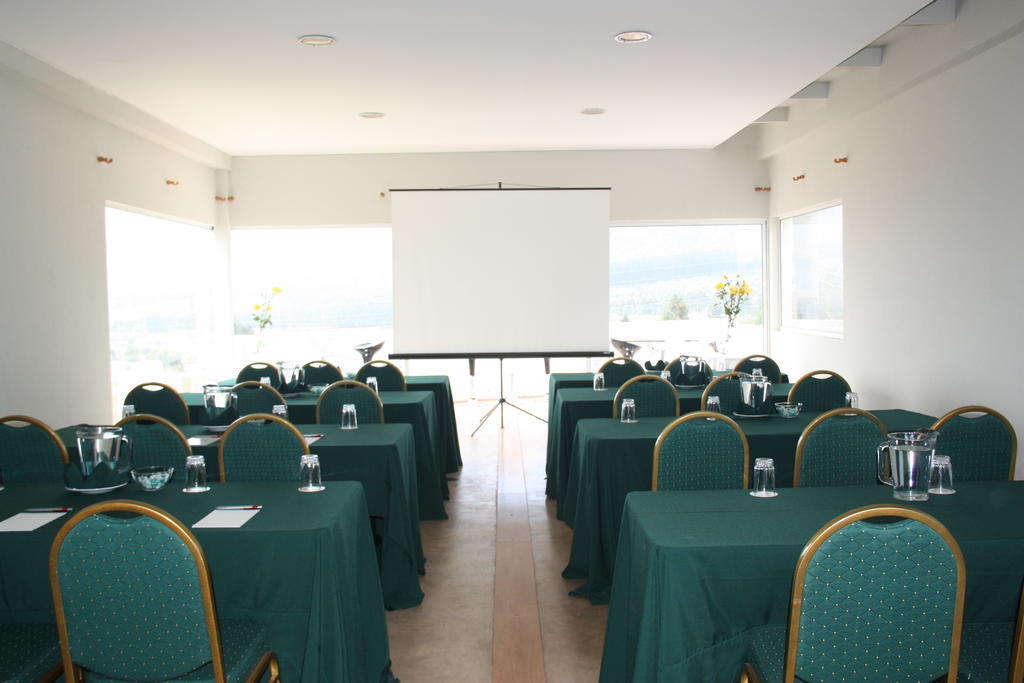 Hotel Green En Marbella ไมเตนชีโย ภายนอก รูปภาพ
